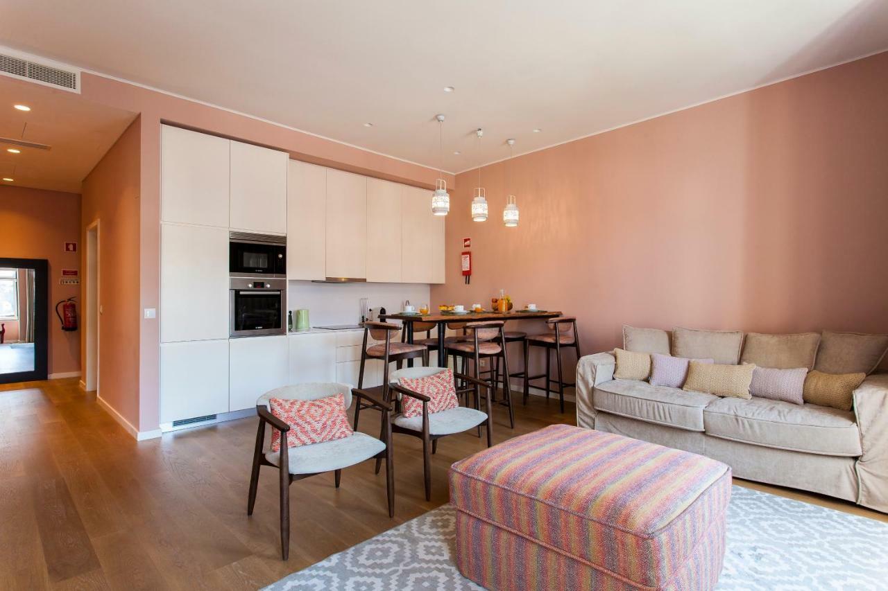 Joivy Sublime 2Br Apt On Restauradores Square Nearby Rossio Station 리스본 외부 사진